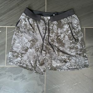 Lululemon License To Train Linerless 7” Short